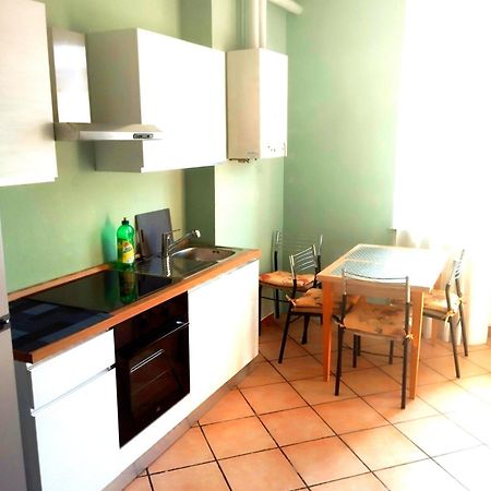 La Siesta Apartment Novara Bagian luar foto