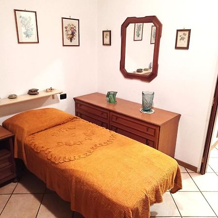 La Siesta Apartment Novara Bagian luar foto