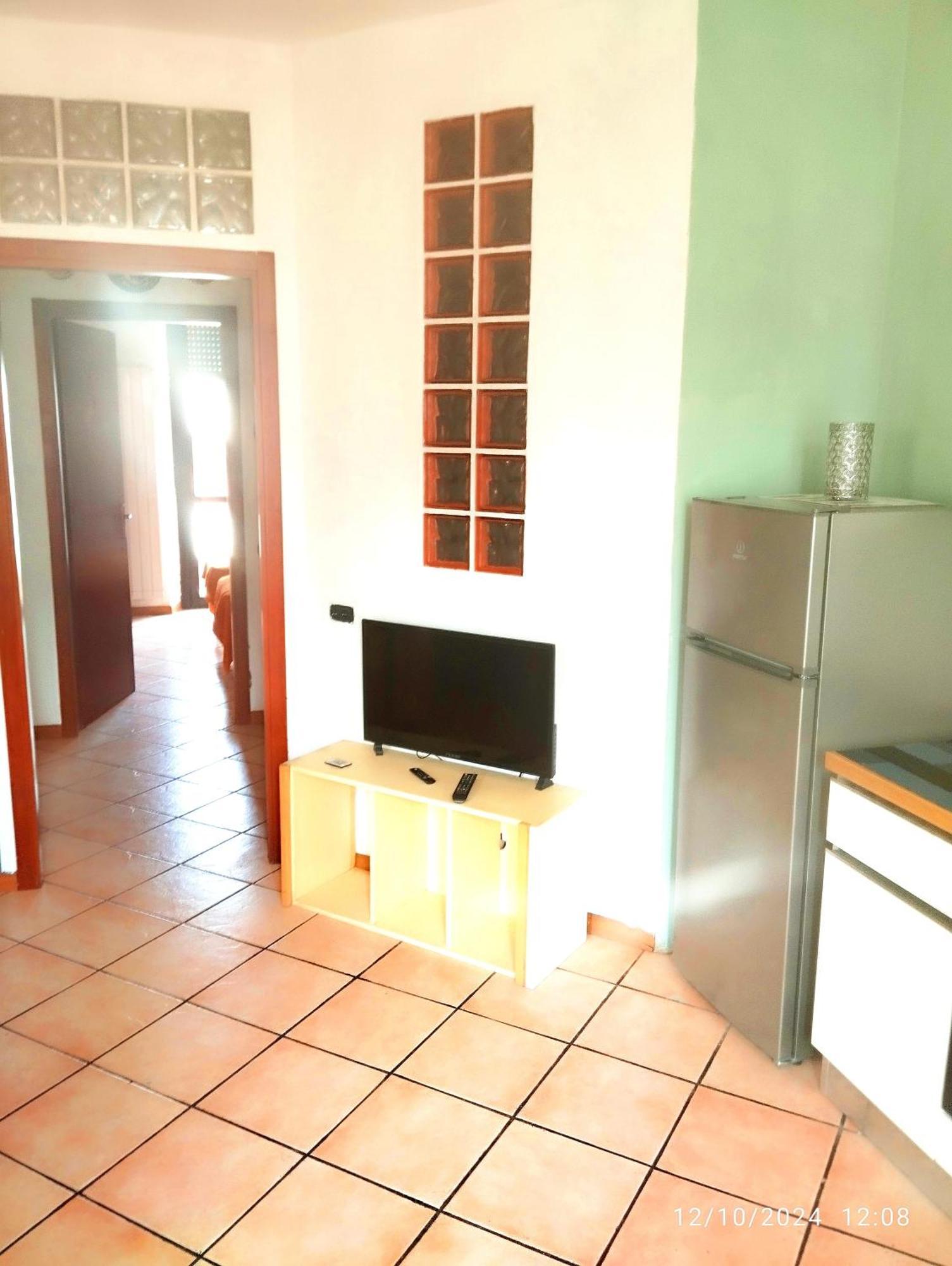 La Siesta Apartment Novara Bagian luar foto